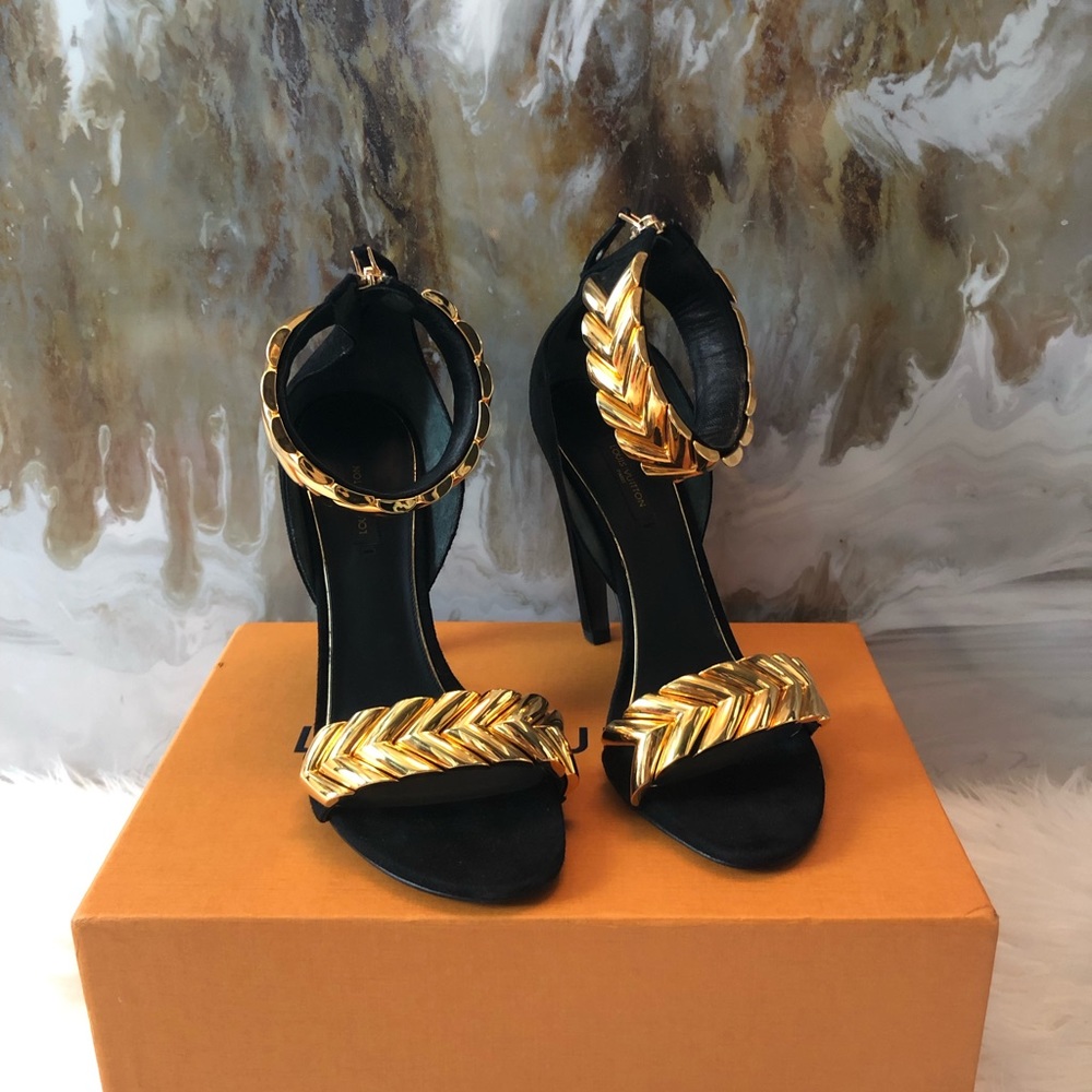Louis Vuitton Gold V Symphony Strap Sandal 39 - Picture 2 of 8